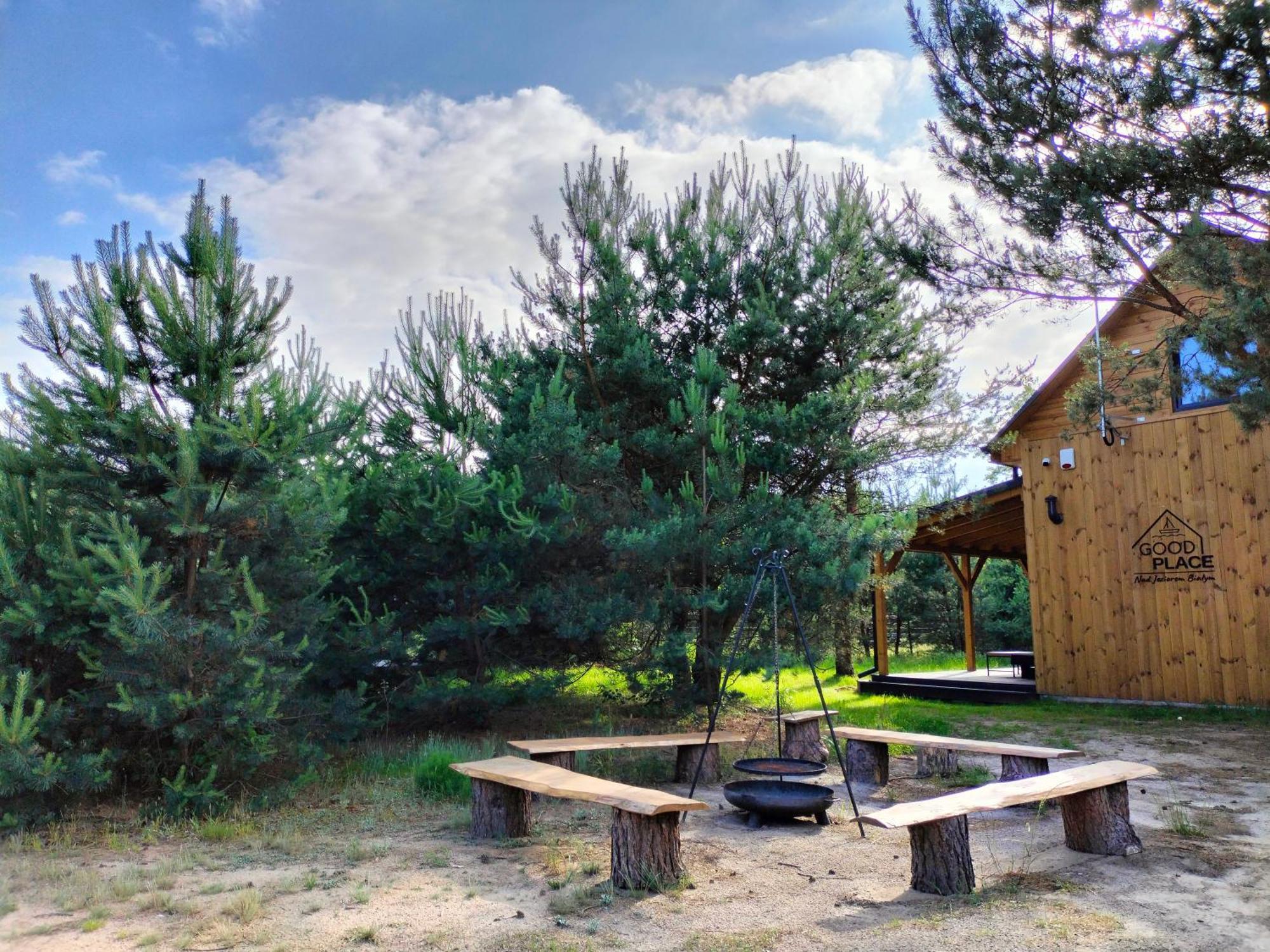 Good Place Nad Jeziorem Bialym Chalet Gostynin